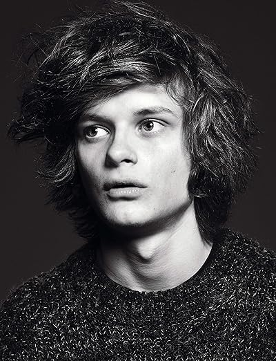 Charlie Tahan